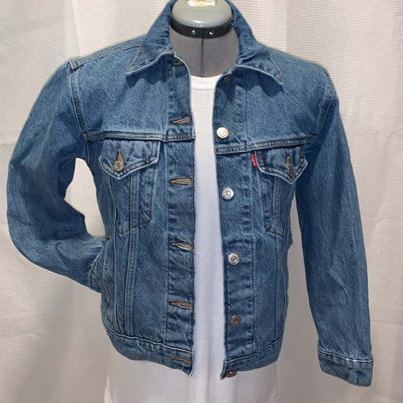 Women's Levi Jean Jacket - Picture 2 of 6